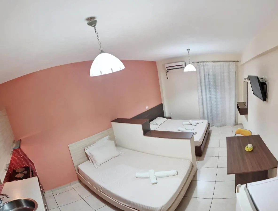 Studio Beleri Himare 0*,