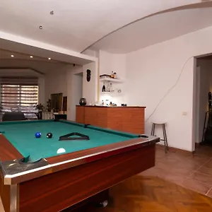 Shared Retro Vintage Luxury Affittacamere Bucarest